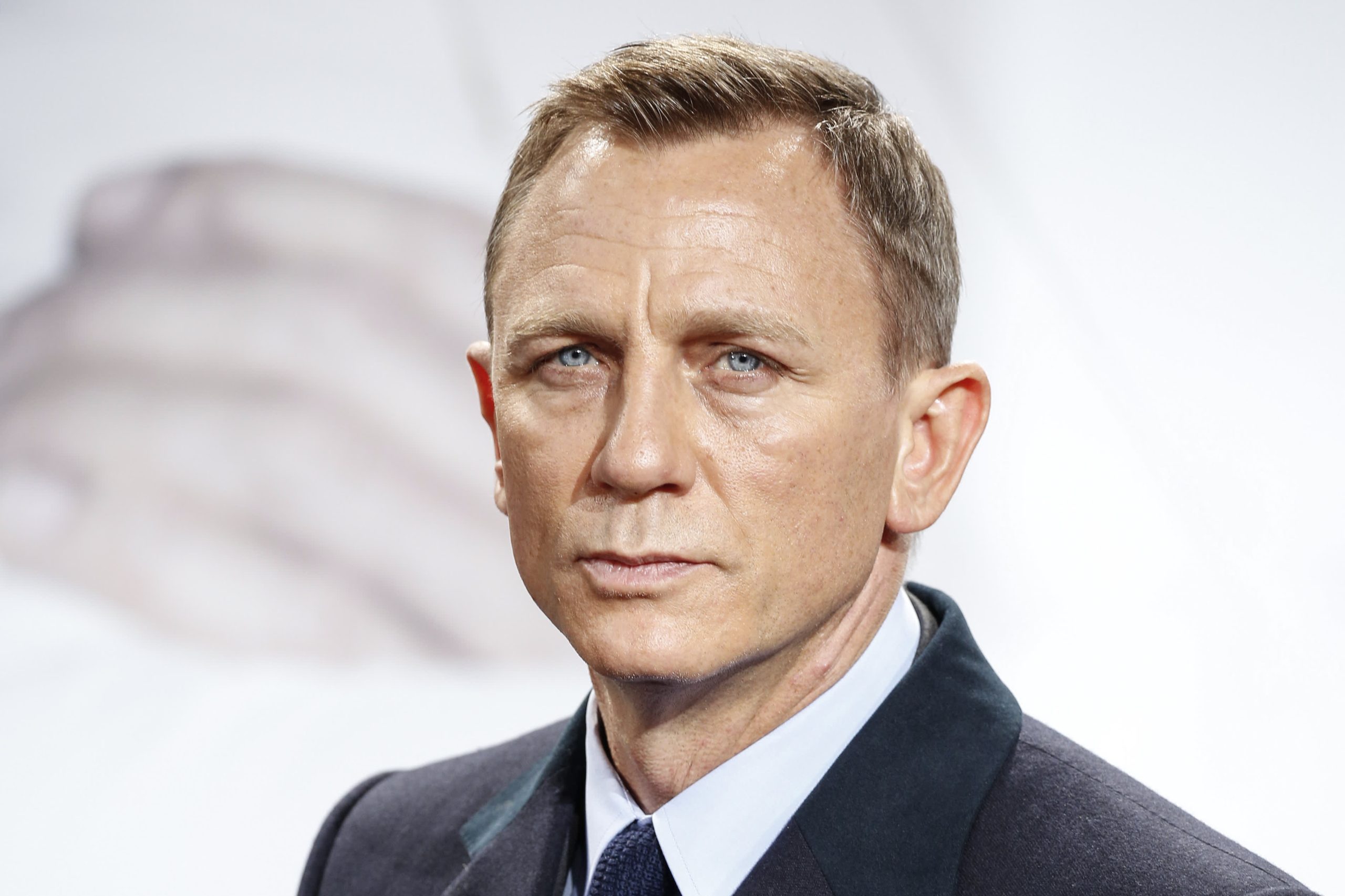 daniel craig haircut