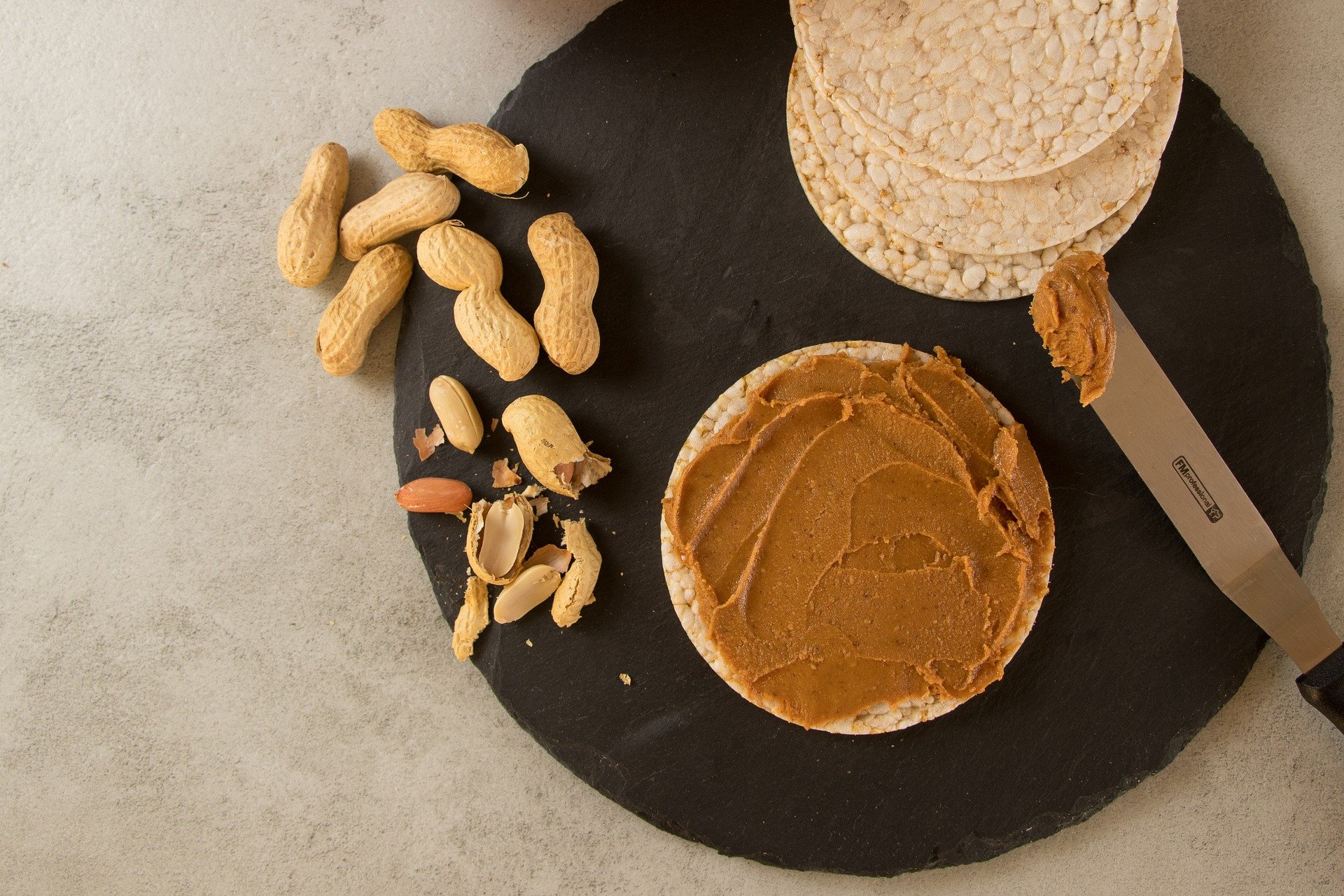 Peanut Butter Protein Balls for Healthy Snacking