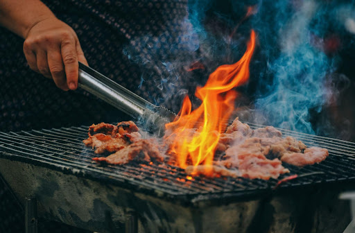 how to make BBQ chicken sliders